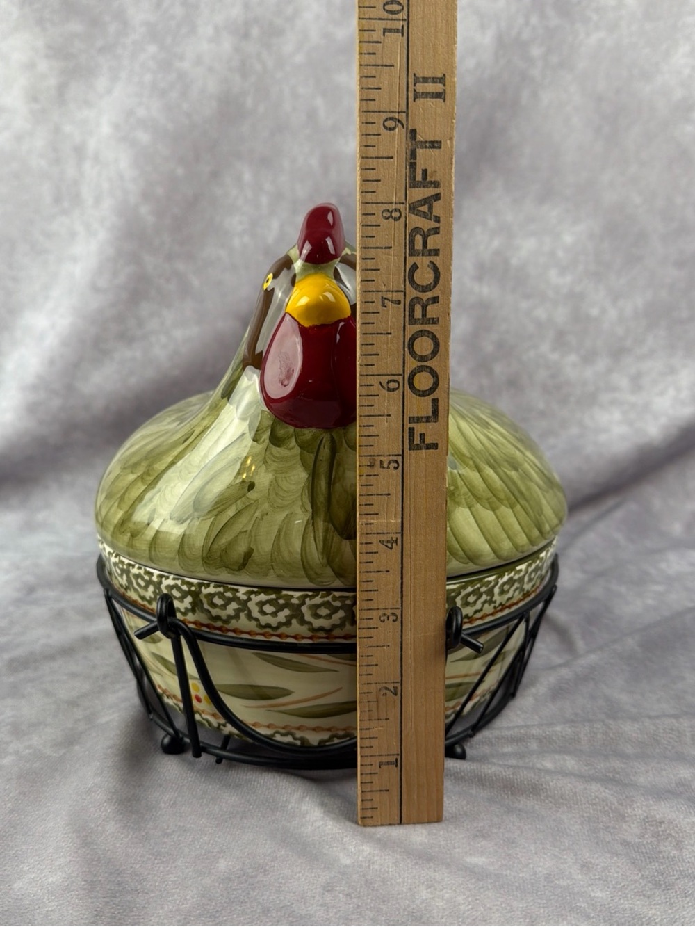 Temp-Tations By Tara Covered Hen Casserole Dish Old World Green 1.5 Qt W/Basket - Picture 3 of 17